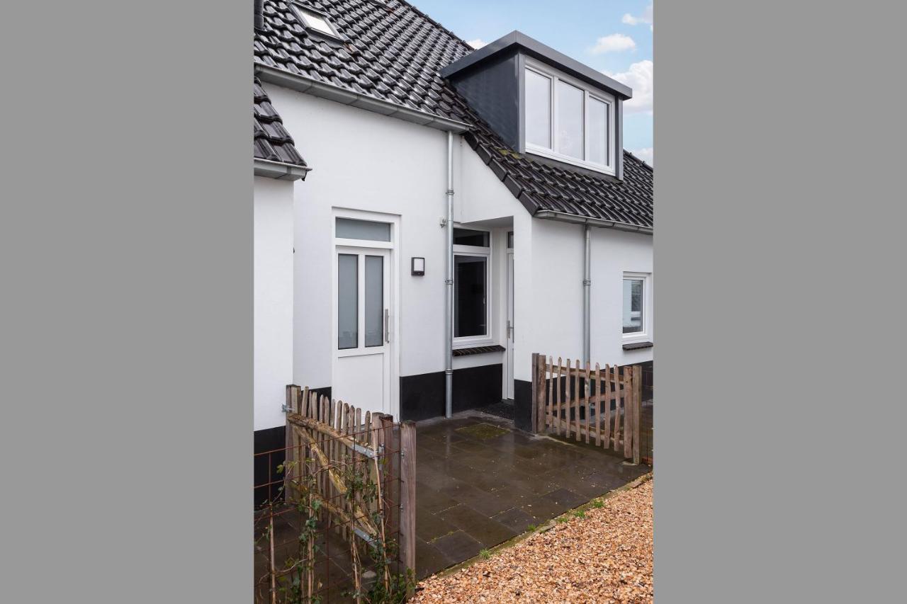 Welcome In - Bovenappartement Paviljoenwei 12-29, Sneek - Offingawier Luaran gambar