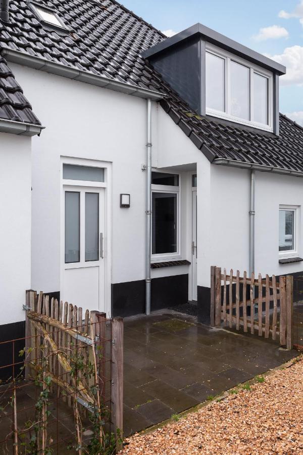 Welcome In - Bovenappartement Paviljoenwei 12-29, Sneek - Offingawier Luaran gambar